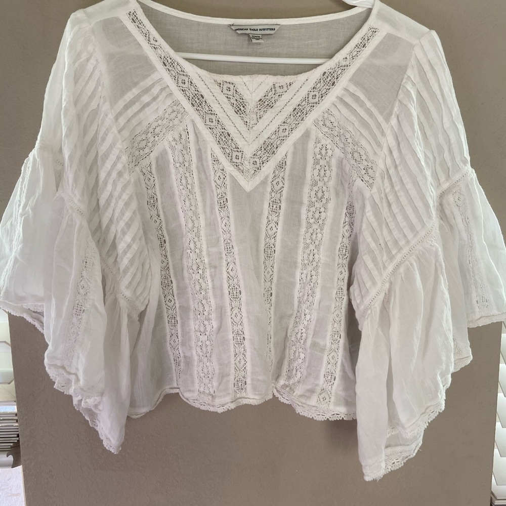 American Eagle Outfitters white flowy top